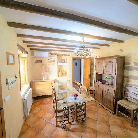 Holiday home Beautiful In With Shared Pool Laroya