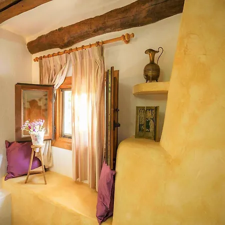 Holiday home Beautiful In With Shared Pool