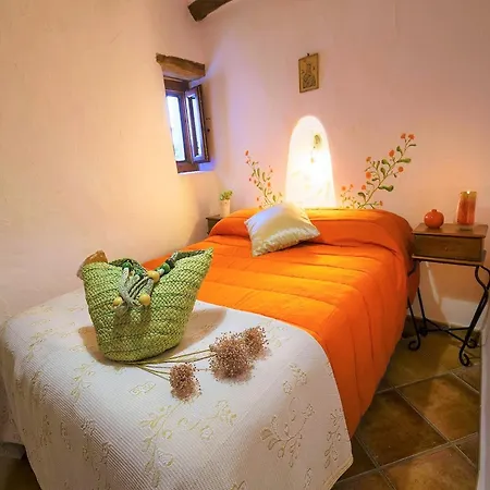 Beautiful In With Shared Pool * Laroya